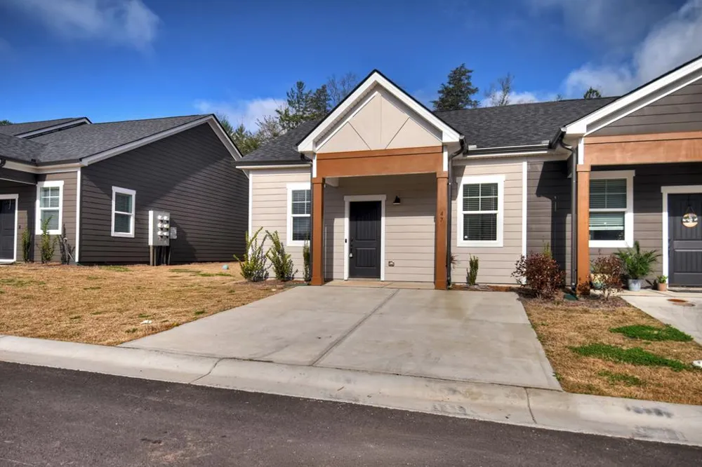 Unit 47 Grove Loop Blue Ridge, GA 30513