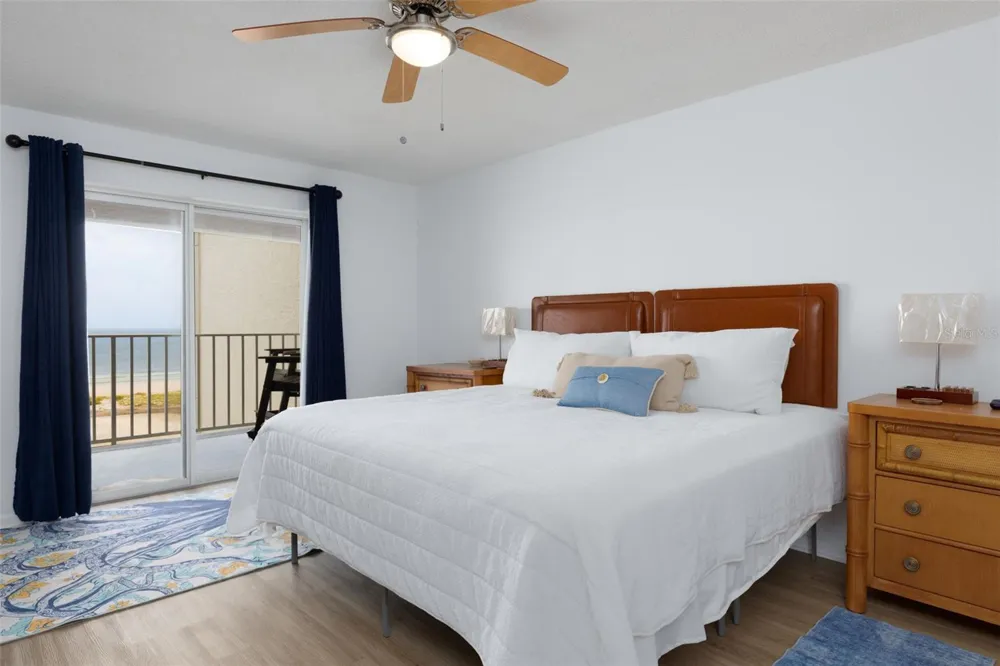11000 GULF BOULEVARD #1002 Treasure Island, FL 33706