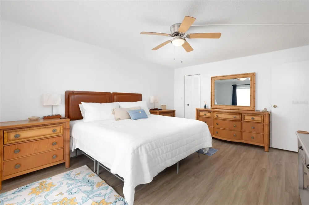 11000 GULF BOULEVARD #1002 Treasure Island, FL 33706