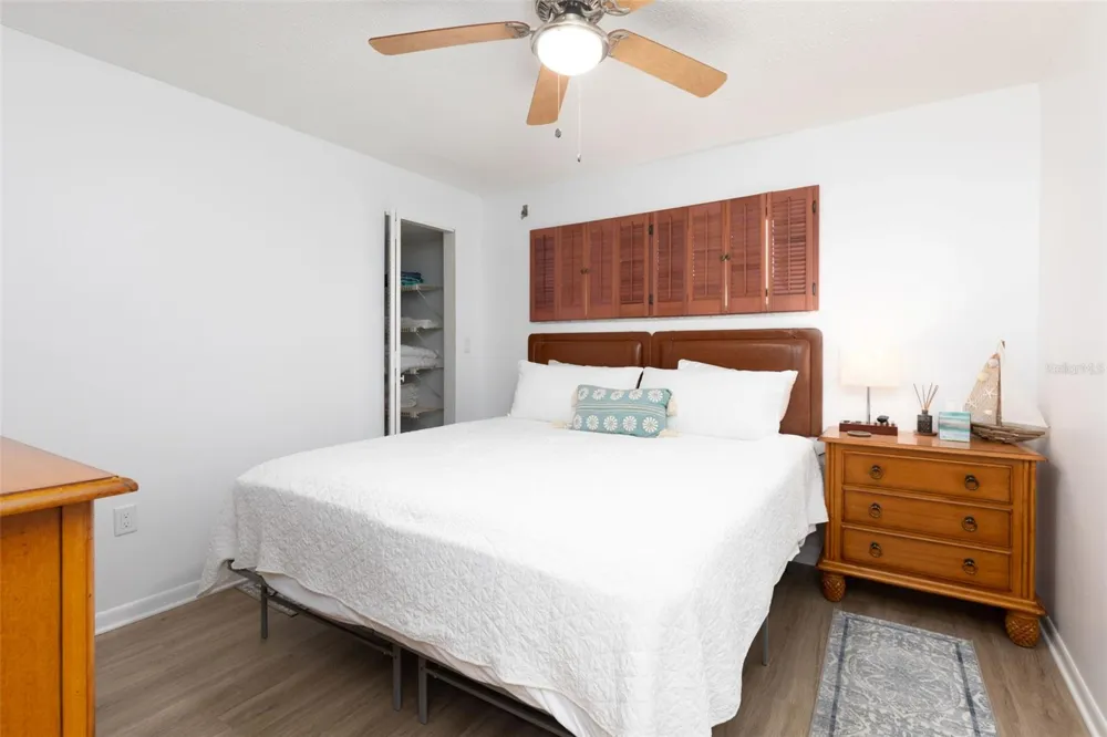11000 GULF BOULEVARD #1002 Treasure Island, FL 33706