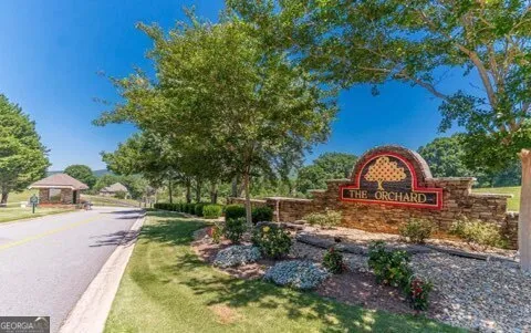 0 Holland Pippin DR