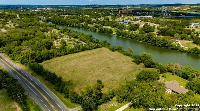 2511 Bandera Hwy Kerrville, TX 78028