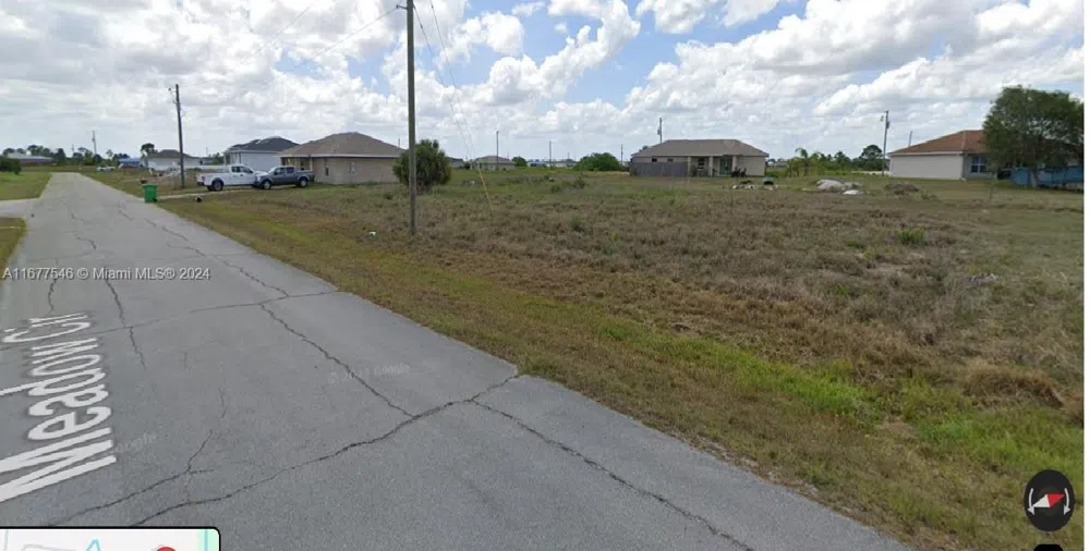9036 Meadow Terr La Belle, FL 33935