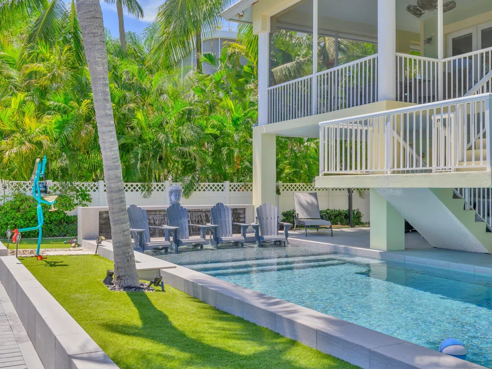 3 North Dr Key Largo, FL 33037