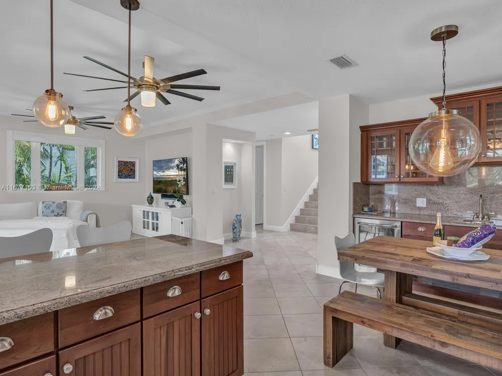 3 North Dr Key Largo, FL 33037