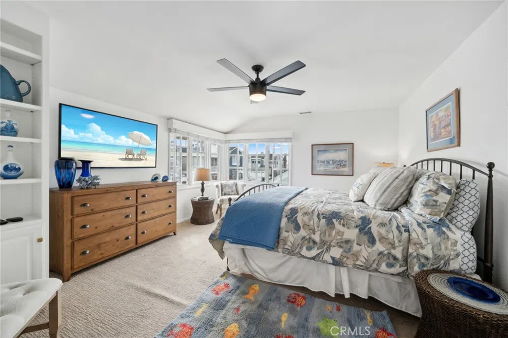 117 Amethyst Avenue Newport Beach, CA 92662