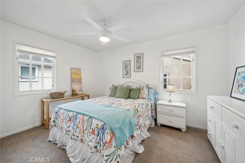 117 Amethyst Avenue Newport Beach, CA 92662