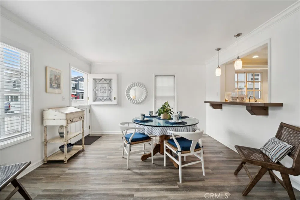 117 Amethyst Avenue Newport Beach, CA 92662