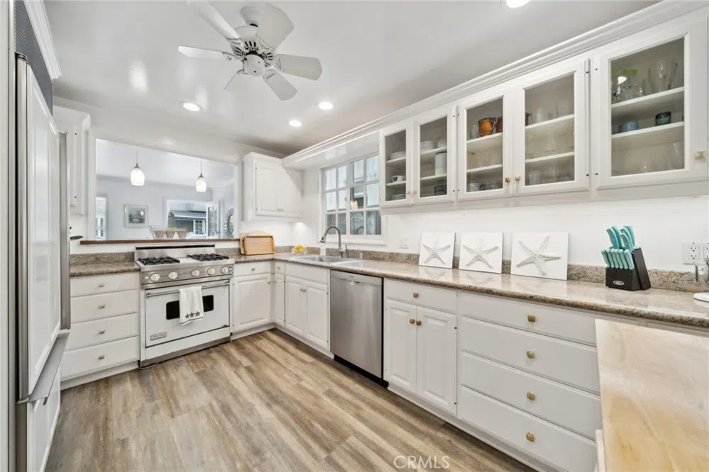 117 Amethyst Avenue Newport Beach, CA 92662