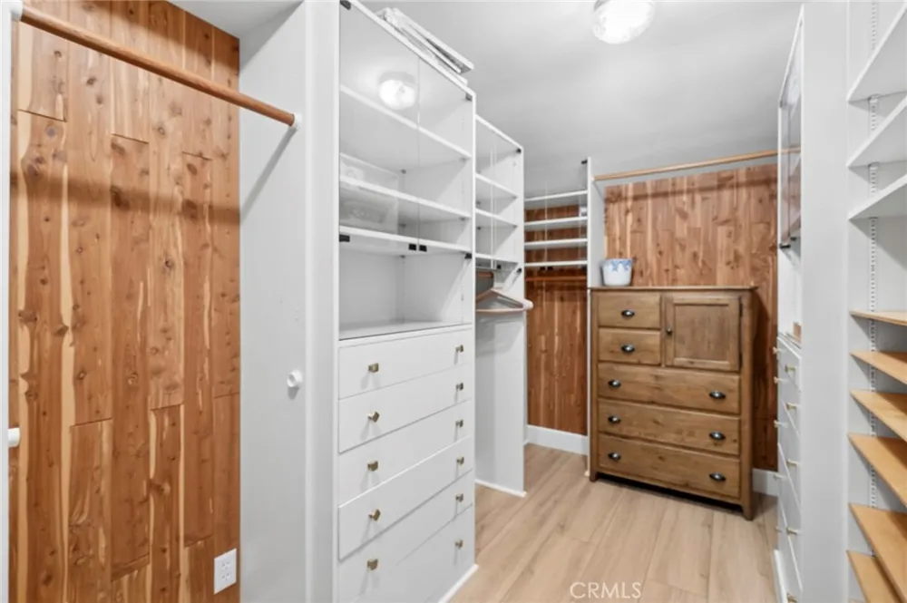 117 Amethyst Avenue Newport Beach, CA 92662