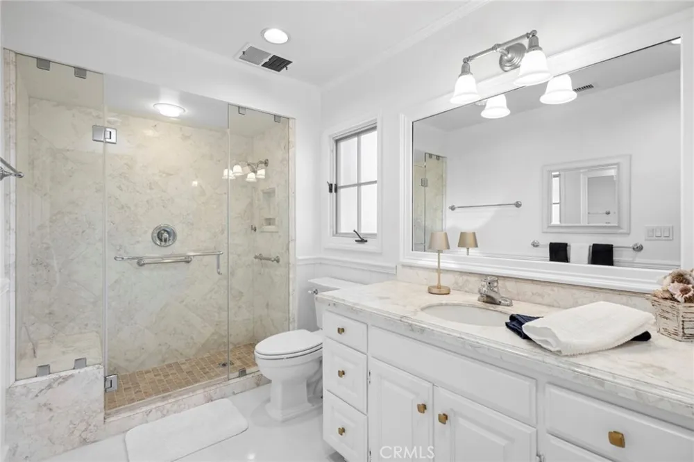 117 Amethyst Avenue Newport Beach, CA 92662