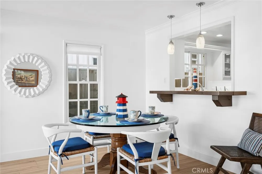 117 Amethyst Avenue Newport Beach, CA 92662