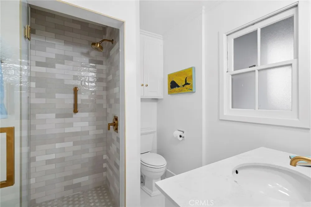 117 Amethyst Avenue Newport Beach, CA 92662