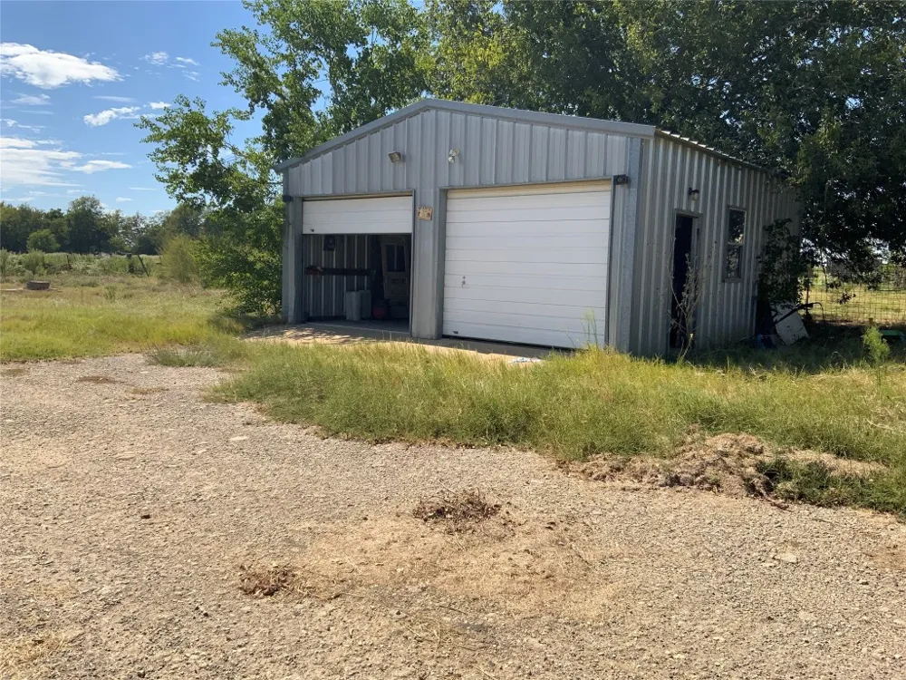 8989 Fm 141 Road Dime Box, TX 77853