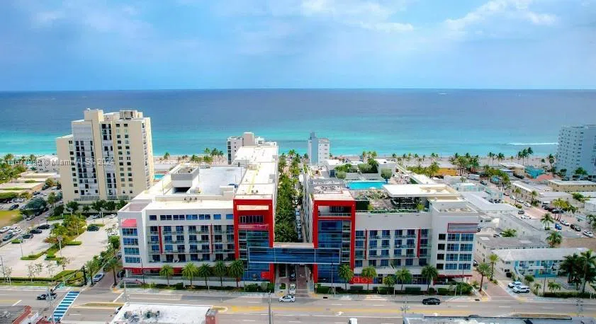 Address Not Shown Hollywood, FL 33019