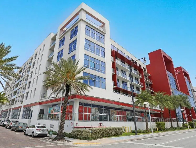 Address Not Shown Hollywood, FL 33019