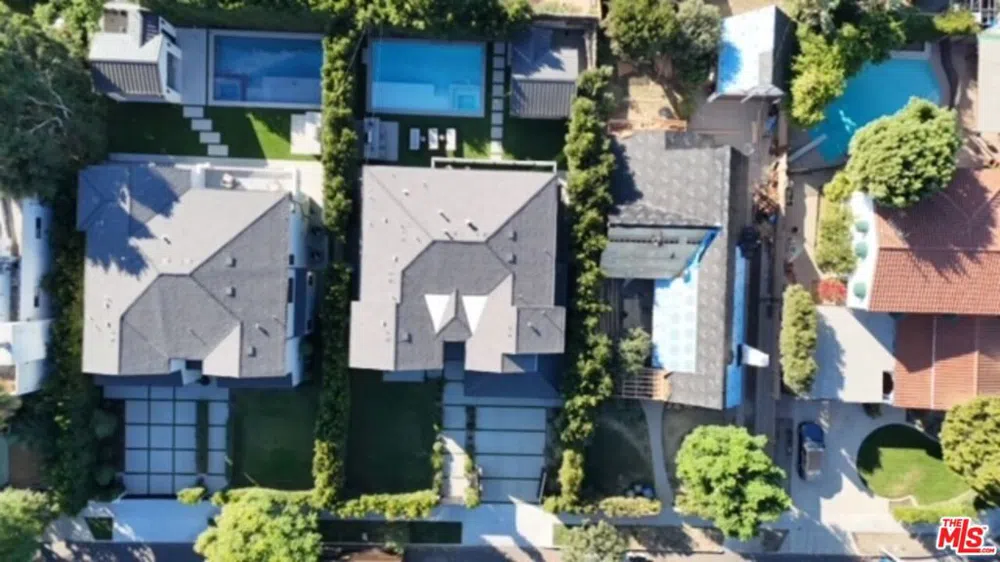 4261 Denny Avenue Toluca Lake, CA 91602