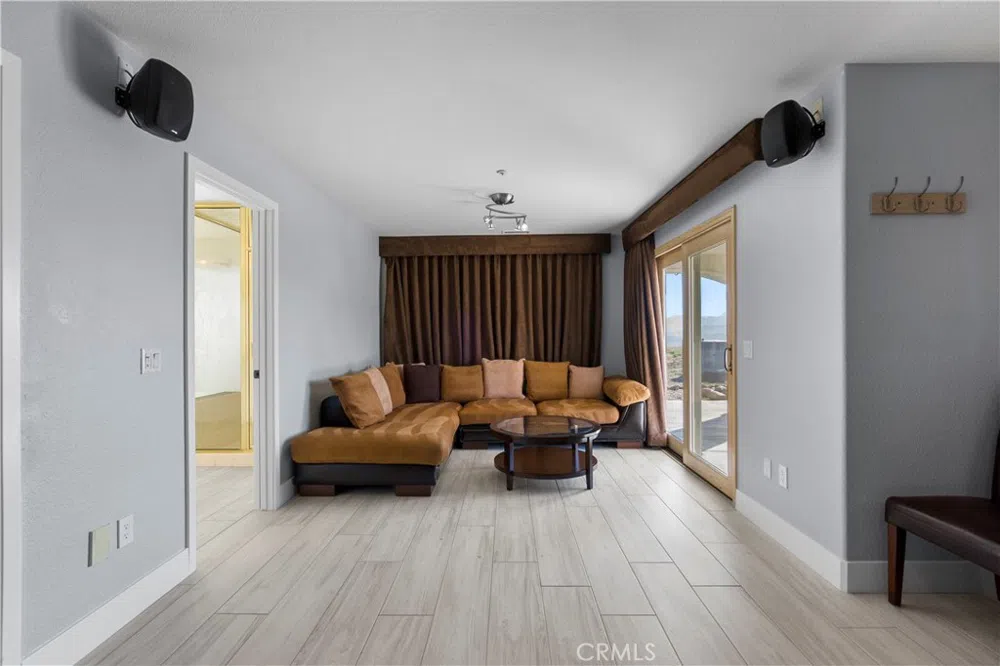 31800 Diamond View Lane Agua Dulce, CA 91390