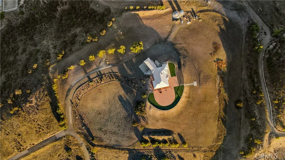 31800 Diamond View Lane Agua Dulce, CA 91390