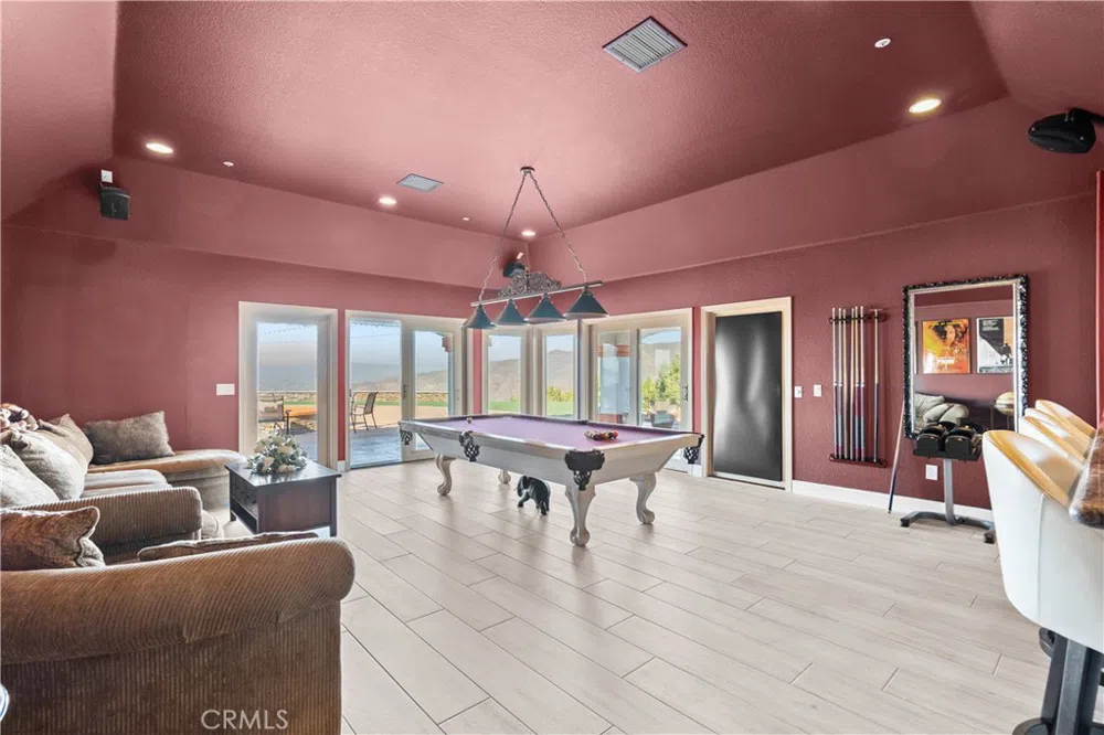 31800 Diamond View Lane Agua Dulce, CA 91390