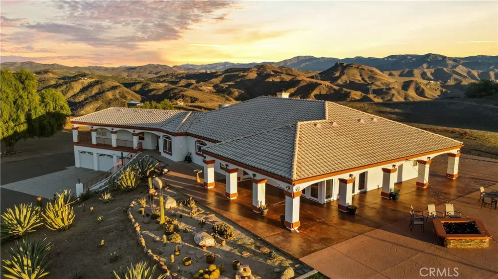 31800 Diamond View Lane Agua Dulce, CA 91390