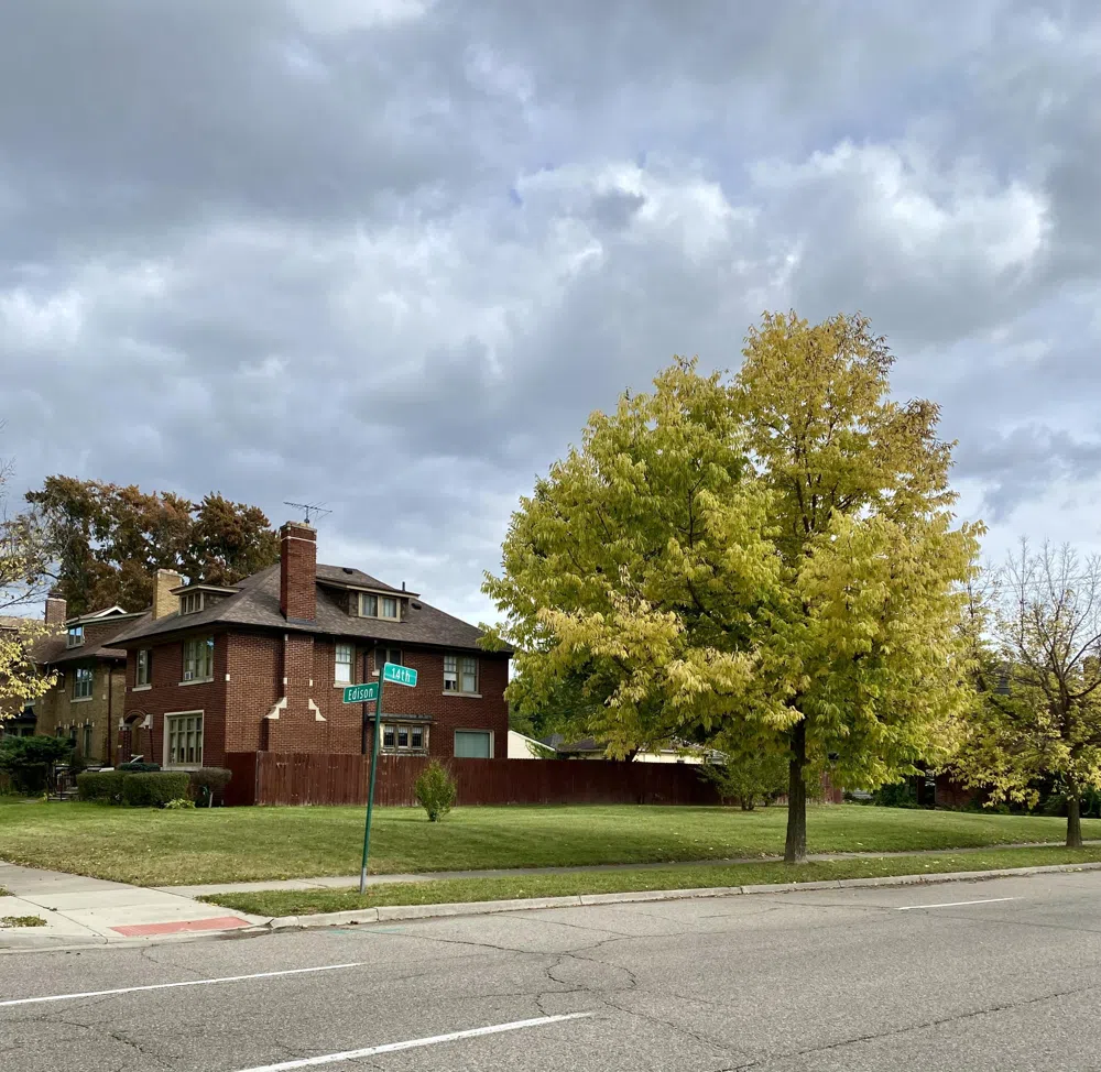 2081 Edison Street Detroit, MI 48206