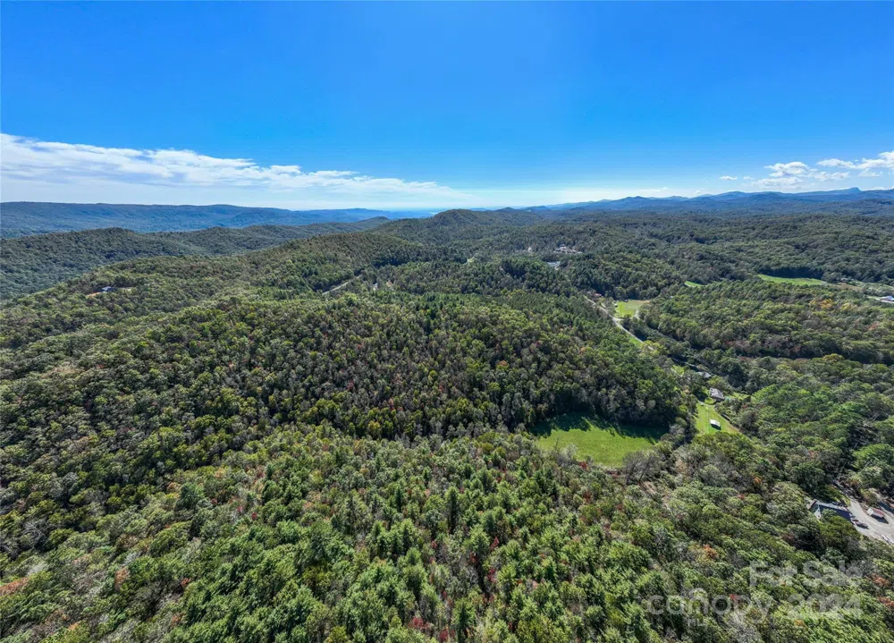 99999 Yager Farms Road Lake Toxaway, NC 28747