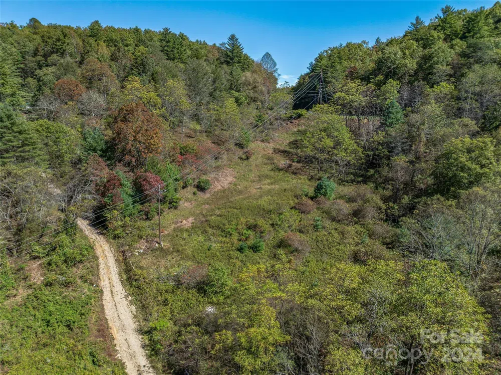 99999 Yager Farms Road Lake Toxaway, NC 28747