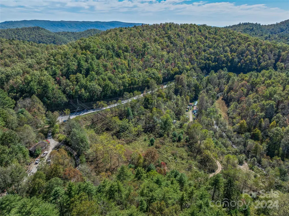 99999 Yager Farms Road Lake Toxaway, NC 28747