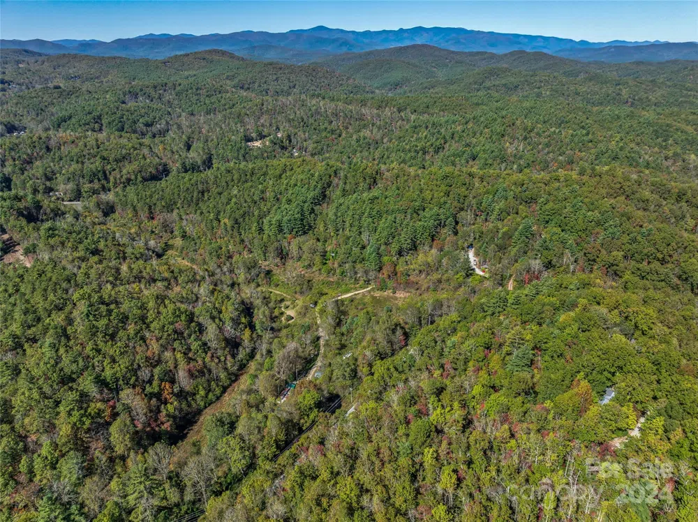 99999 Yager Farms Road Lake Toxaway, NC 28747