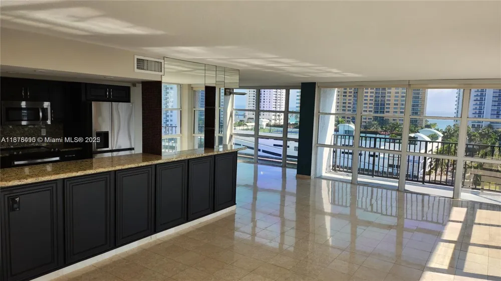 1000 Parkview Dr #920 Hallandale Beach, FL 33009