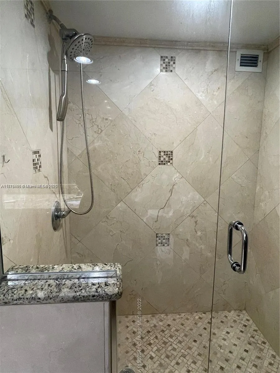 1000 Parkview Dr #920 Hallandale Beach, FL 33009