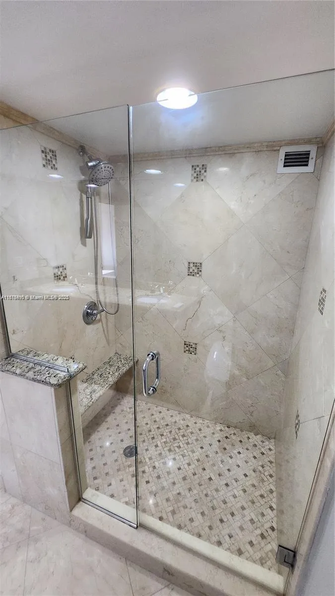 1000 Parkview Dr #920 Hallandale Beach, FL 33009