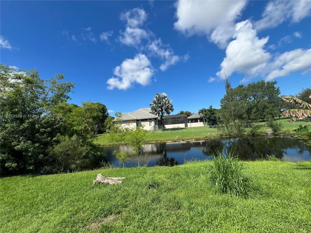 20321 SW 48th St Southwest Ranches, FL 33332
