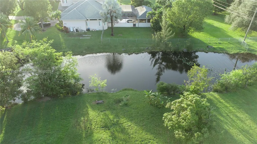 20321 SW 48th St Southwest Ranches, FL 33332