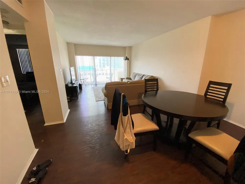1965 S Ocean Dr #4D Hallandale Beach, FL 33009
