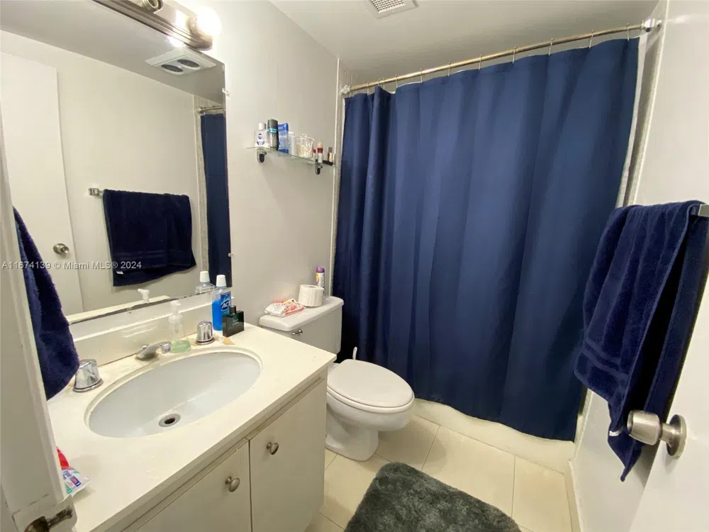 1965 S Ocean Dr #4D Hallandale Beach, FL 33009