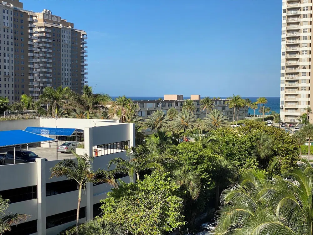 1965 S Ocean Dr #4D Hallandale Beach, FL 33009