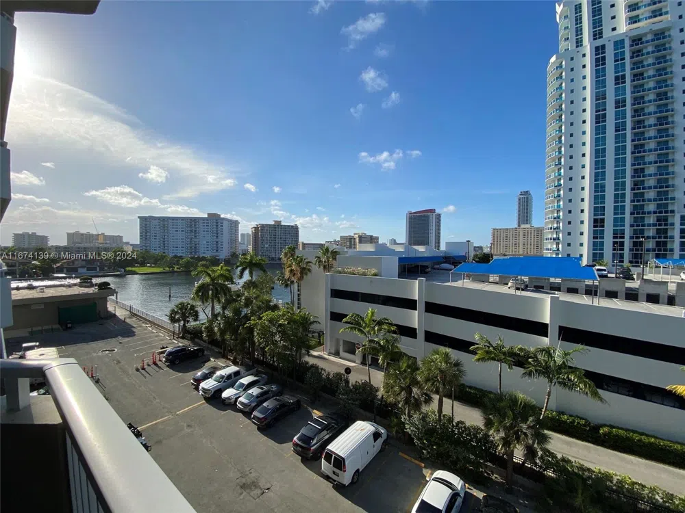 1965 S Ocean Dr #4D Hallandale Beach, FL 33009