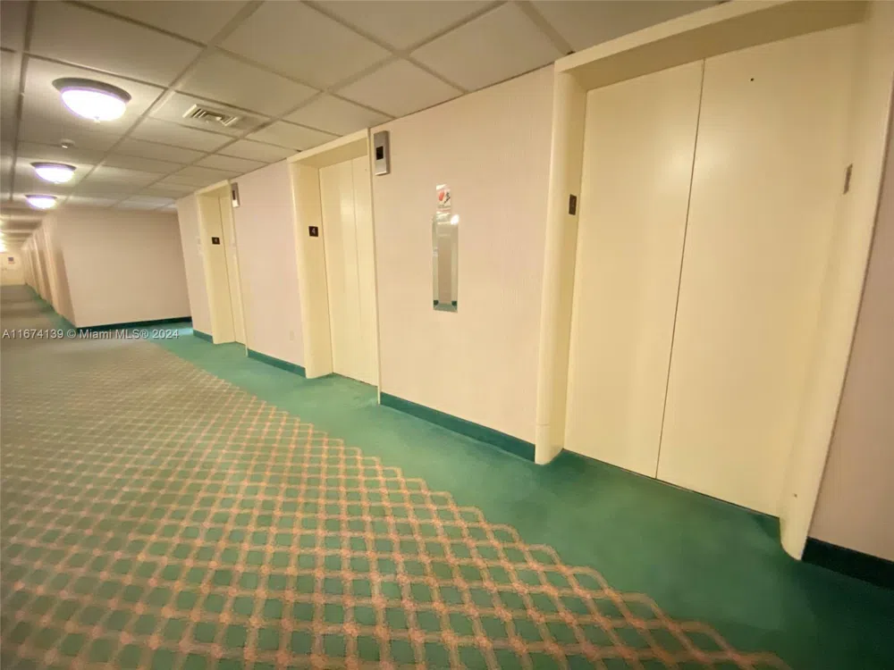 1965 S Ocean Dr #4D Hallandale Beach, FL 33009
