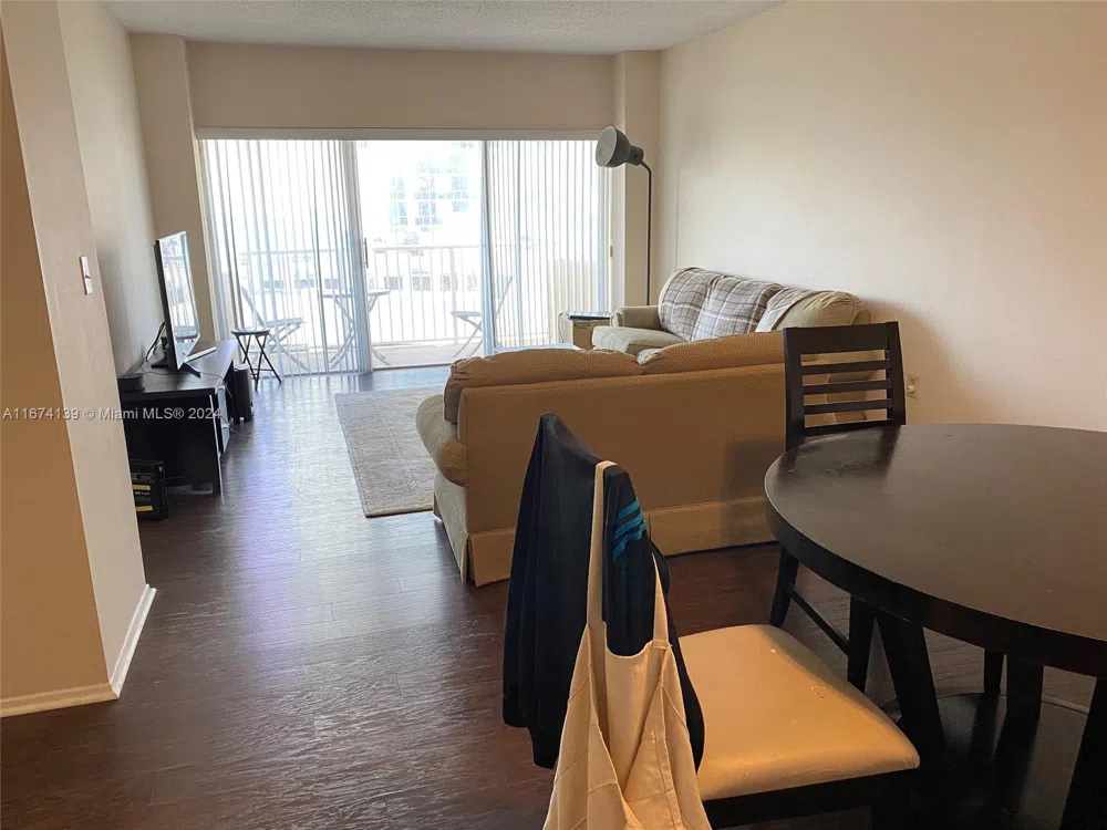 1965 S Ocean Dr #4D Hallandale Beach, FL 33009