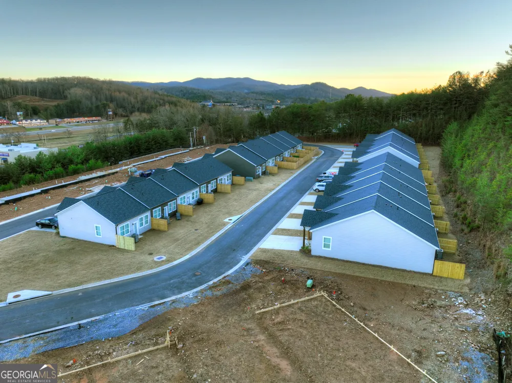 0 Grove LOOP Blue Ridge, GA 30513