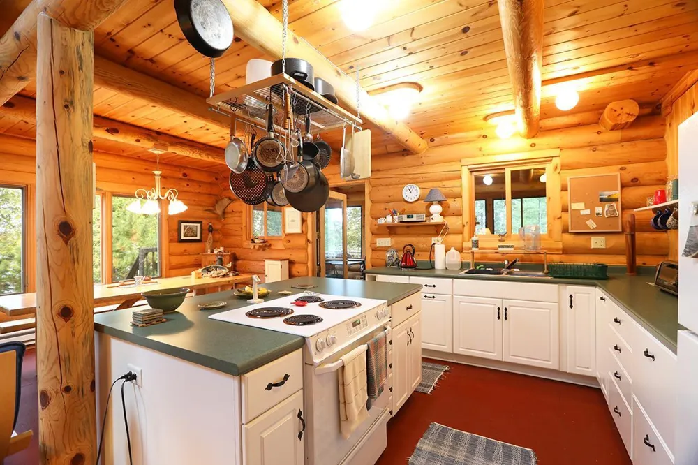 5497 Pine Island Tower, MN 55790