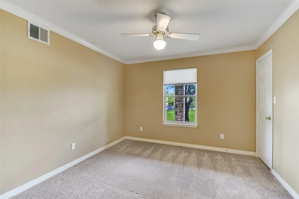 339 Quail Run Court Spicewood, TX 78669