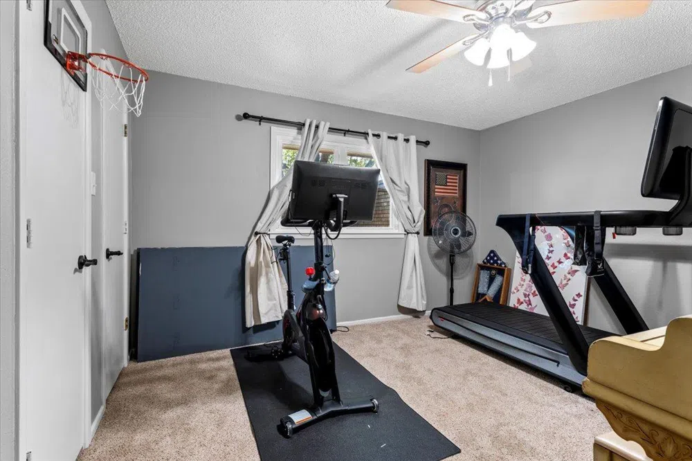 2004 Rice Drive Levelland, TX 79336