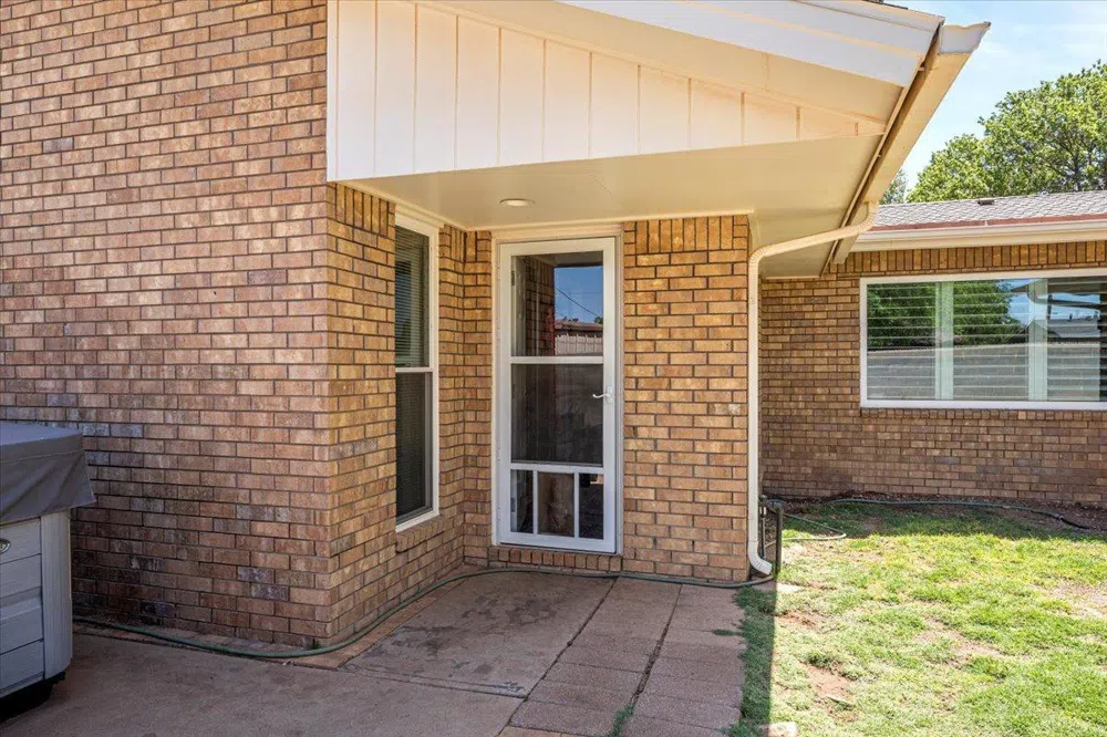 2004 Rice Drive Levelland, TX 79336