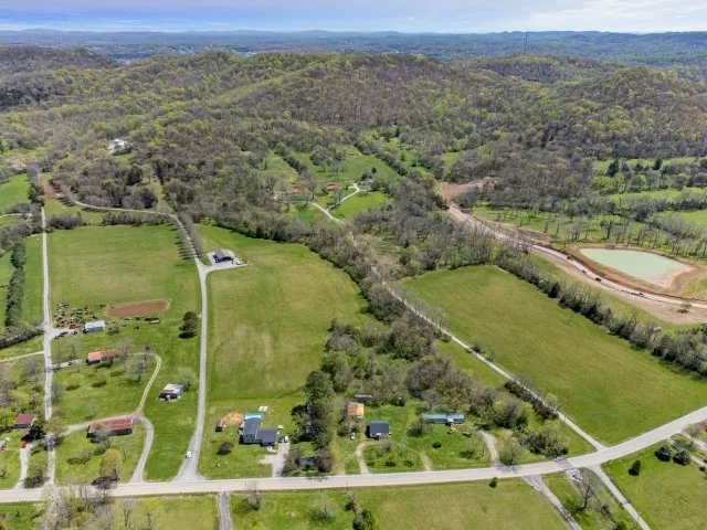 4358 Peytonsville Trinity Rd Franklin, TN 37064