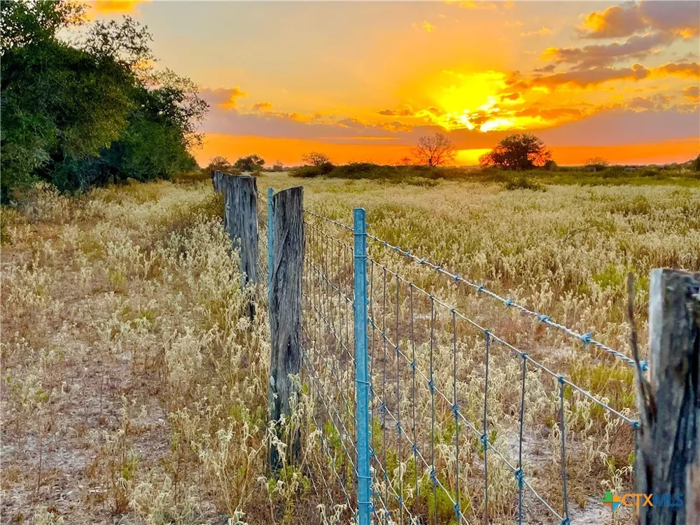 FM 530 Hallettsville, TX 77964