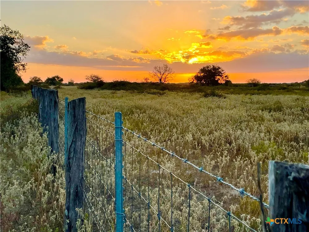 FM 530 Hallettsville, TX 77964