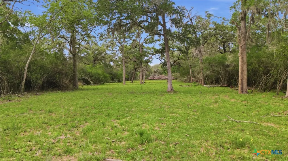 FM 530 Hallettsville, TX 77964